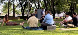 Lee más sobre el artículo Un Domingo de Creatividad y Cine Bajo las Estrellas